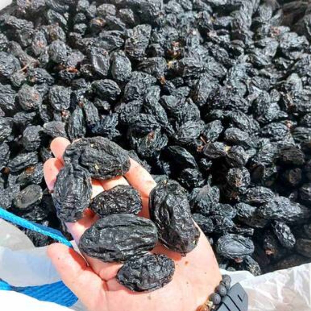 Práctica de respiración consciente en el escritorio